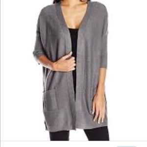 Democracy short sleeve gray sweater